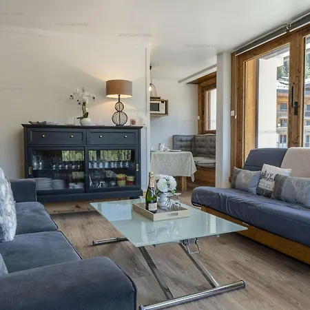 Skis Aux Pieds Pour Familles Avec Balcon Et Parking - Fr-1-864-4 * Courchevel