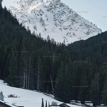 Apartment Skis Aux Pieds Pour Familles Avec Balcon Et Parking - Fr-1-864-4